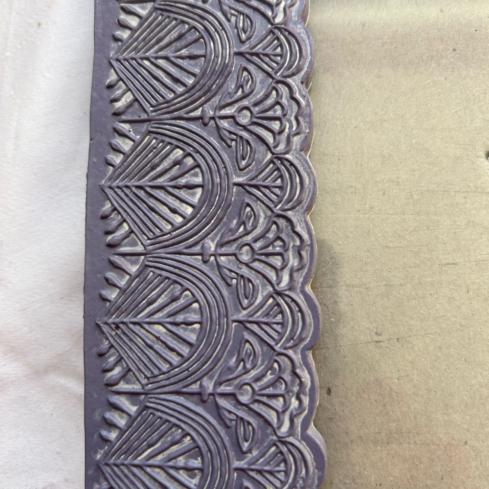 💚3/$25 Intricately Designed Purple Photo Frame - Picture 2 of 10